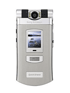 Best available price of Sony Ericsson Z800 in Latvia